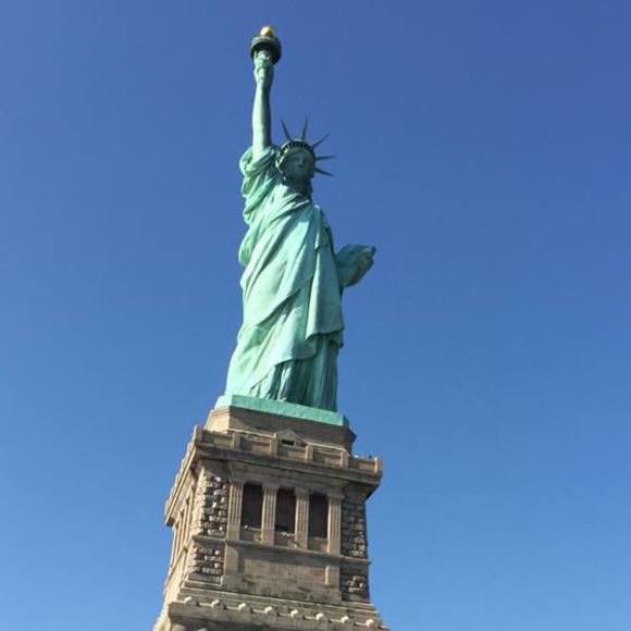 Meet your Posher, Jami - Picture 1 of 1